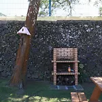 Parrots'village Tatil parkı