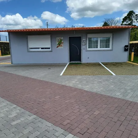 Parrots'village Holiday park *