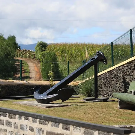Parrots'village Aldeamento Turístico Rabo de Peixe