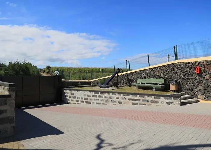 Parrots'village Üdülőpark