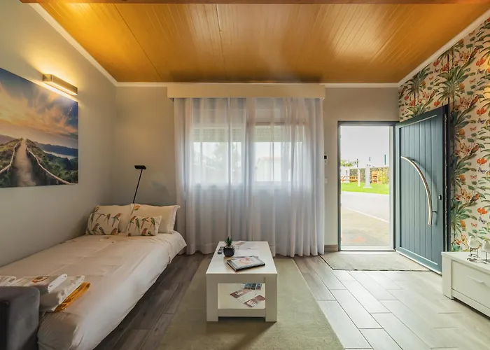 Parrots'village ホリデーパーク Rabo de Peixe