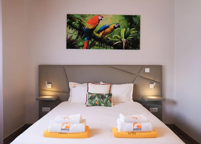 Üdülőpark Parrots'village *