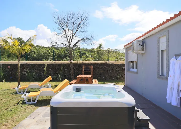 Üdülőpark Parrots'village *